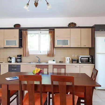 Eros Kefalonia * Spartià